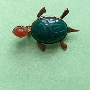 🍀 Vintage WRE 120 12k GF Green Tourmaline Scarab Turtle pin brooch